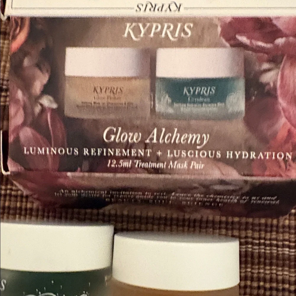 Cerulean Recovery‎ Mask and Glow Philtre Set - Green and Gold